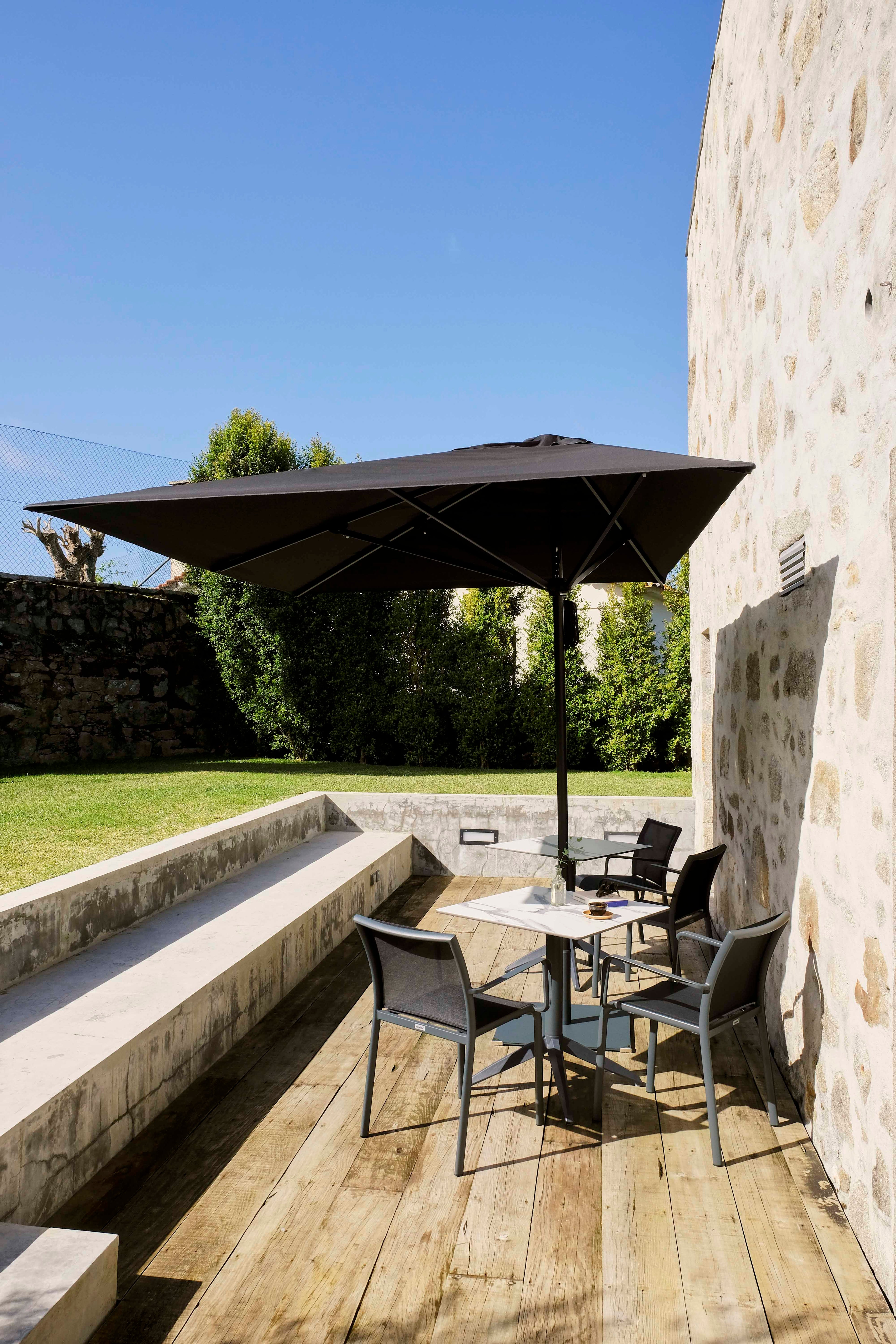 Sombrilla EZPELETA FORMENTERA LATERAL