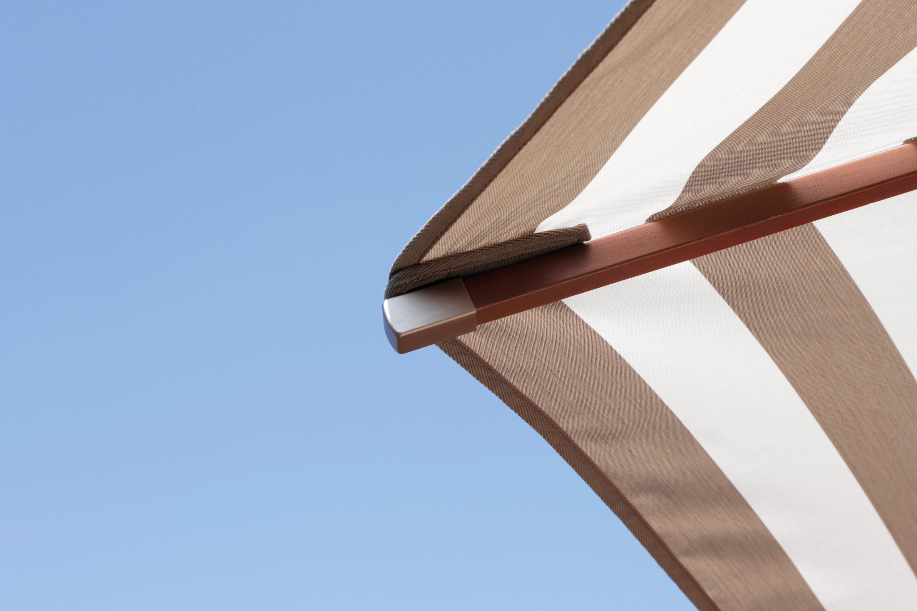 Sombrilla EZPELETA JAVA de Madera